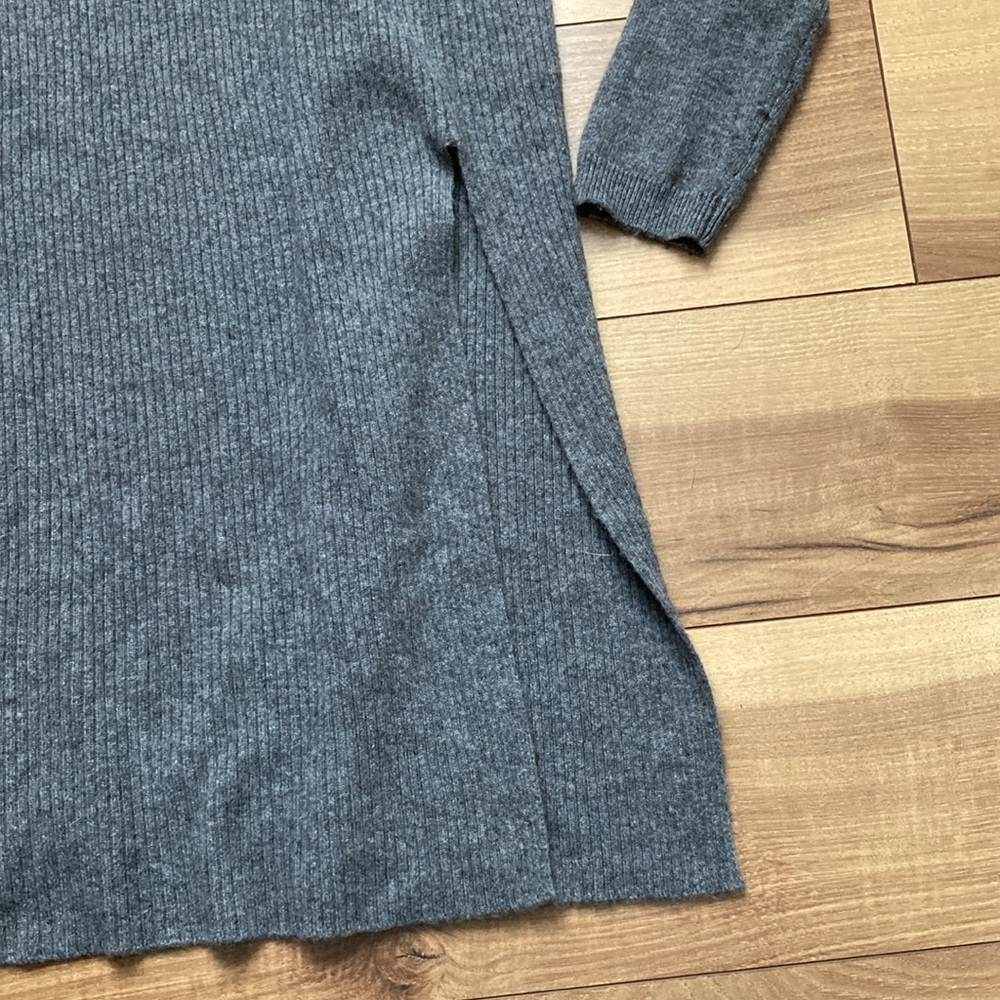 Nanette Lepore Gray 100% Cashmere Sweater. Size S - Picture 8 of 8